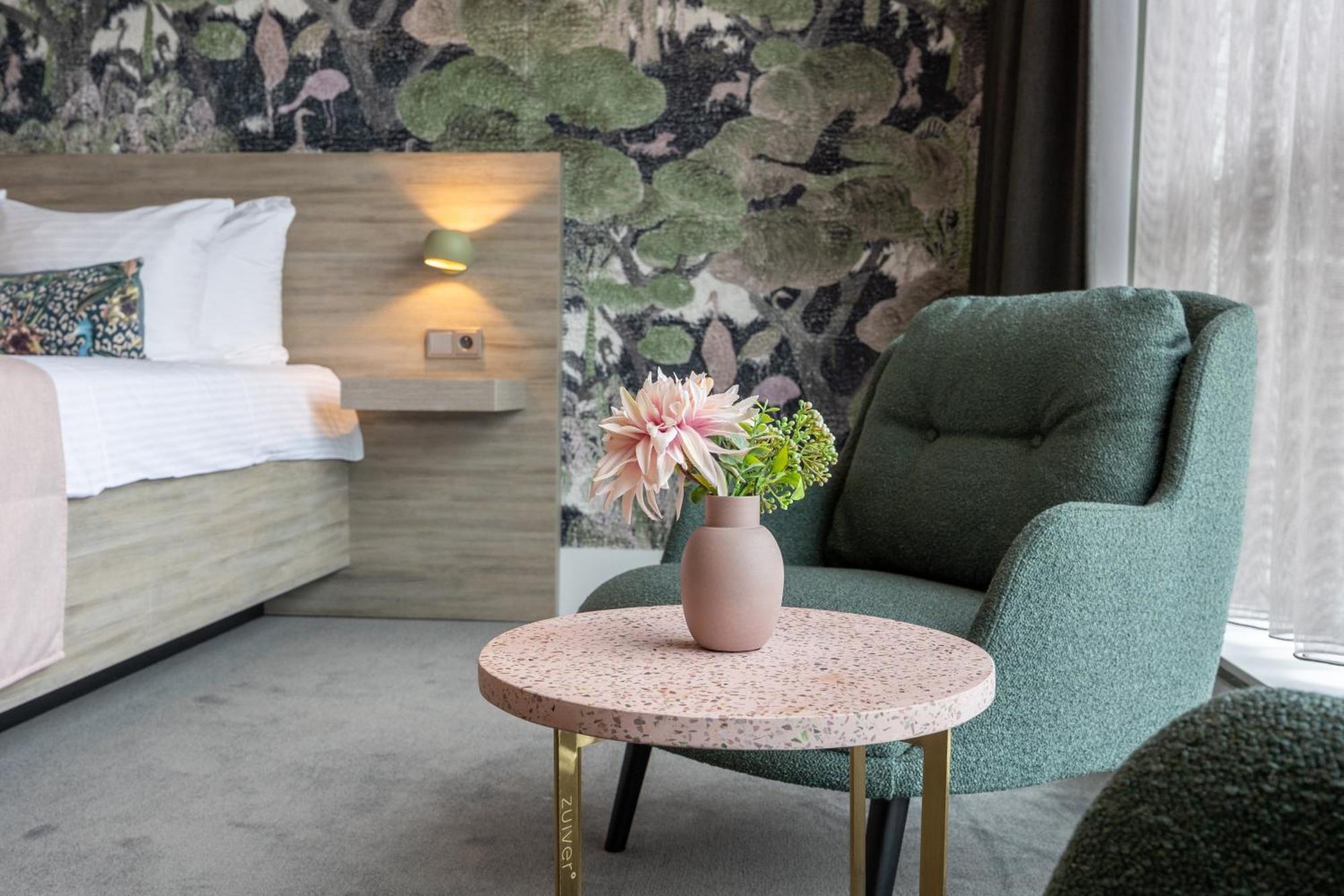 Van Der Valk Hotel Brussels Airport Диегем Екстериор снимка